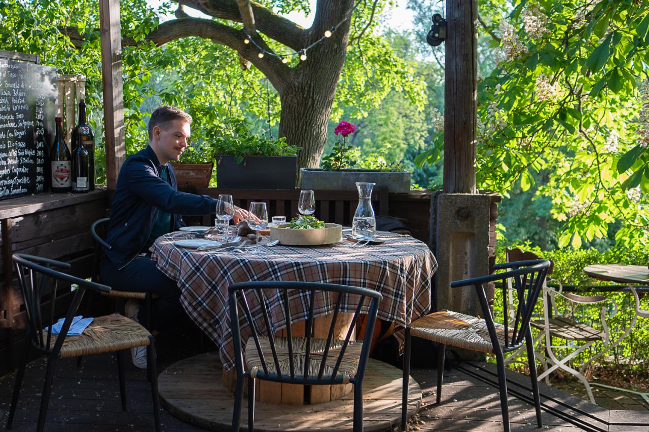 Im Biergarten der Bachstelze